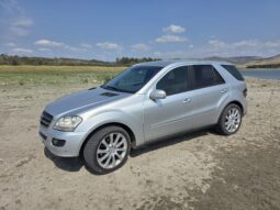 MercedesBenz ML_320 2006 Џип / SUV Дизел