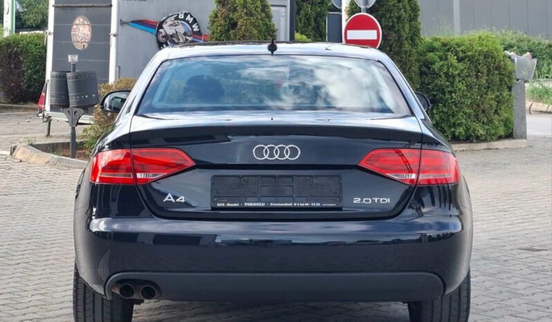 
								Audi A4 2009 Лимузина Дизел целосно									
