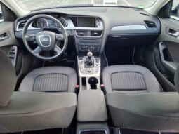 
										Audi A4 2009 Лимузина Дизел целосно									