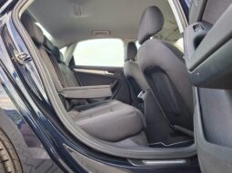 
										Audi A4 2009 Лимузина Дизел целосно									