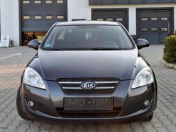 Kia Cee_d 2009 Хечбек Дизел