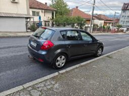 Kia Cee_d 2008 Хечбек Бензин