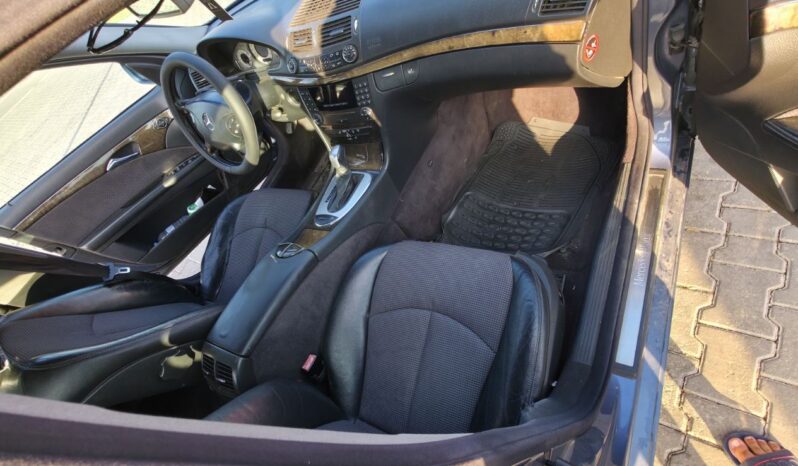 
								MercedesBenz E_270 2003 Лимузина Дизел целосно									
