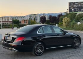 MercedesBenz E_220 2020 Лимузина Дизел