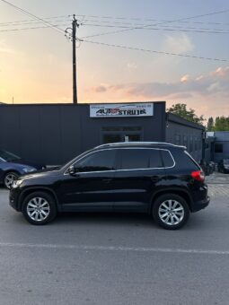 
										Volkswagen Tiguan 2010 Џип / SUV Бензин целосно									