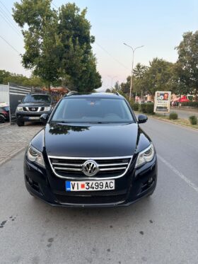 Volkswagen Tiguan 2010 Џип / SUV Бензин