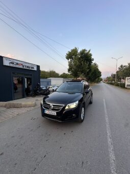 Volkswagen Tiguan 2010 Џип / SUV Бензин