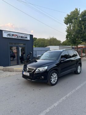 Volkswagen Tiguan 2010 Џип / SUV Бензин