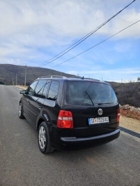 Volkswagen Touran 2006 Моноволумен (Миниван) Дизел