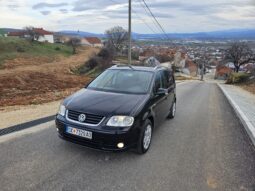 Volkswagen Touran 2006 Моноволумен (Миниван) Дизел
