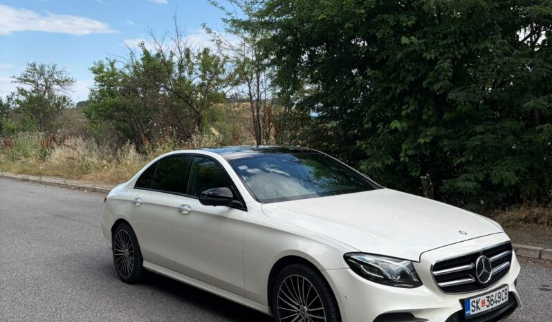 
								MercedesBenz E_350 2016 Лимузина Дизел целосно									