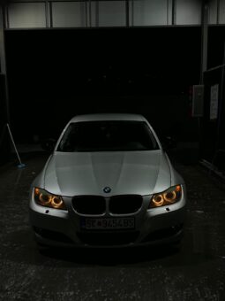 BMW 320 2009 Лимузина Дизел