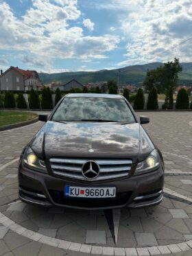 MercedesBenz C_220 2013 Лимузина Дизел