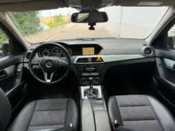 
										MercedesBenz C_220 2013 Лимузина Дизел целосно									