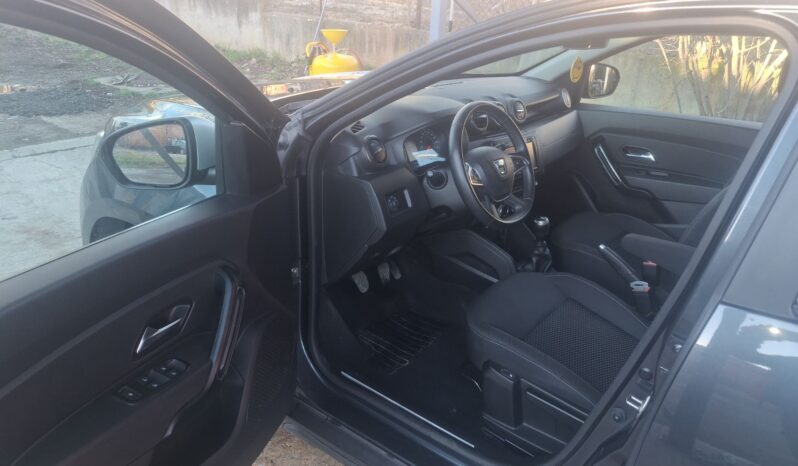 
								Dacia Duster 2016 Џип / SUV Бензин целосно									