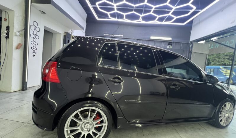 
								Wolkswagen Golf 5 2007 Хечбек Дизел целосно									