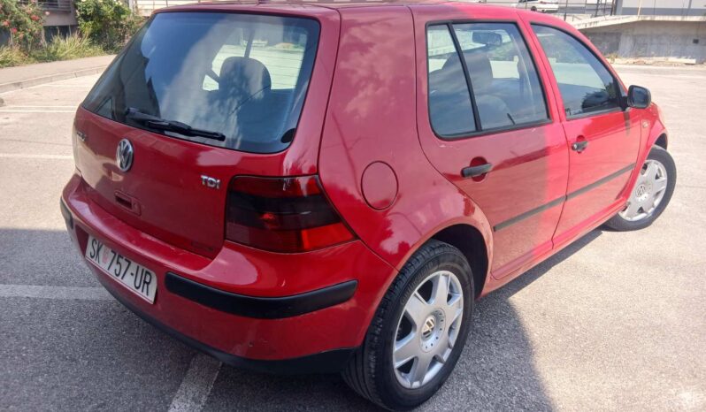 
								Volkswagen Golf 4 2000 Хечбек Дизел целосно									