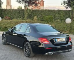 
										MercedesBenz E_220 2020 Лимузина Дизел целосно									
