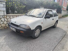 Suzuki Swift 1990 Хечбек Бензин – Плин (ТНГ)