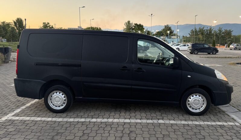 
								Citroen Jumpy 2015 Товарно комбе Дизел целосно									