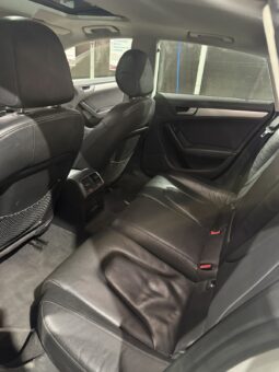 
										Audi A5 2011 Лимузина Дизел целосно									