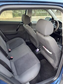 
										Volkswagen Polo 2007 Хечбек Дизел целосно									