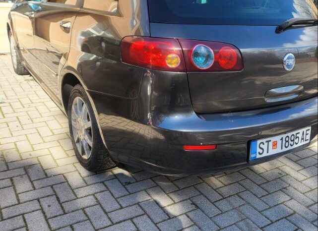 
								Fiat Croma 2007 Караван Дизел целосно									