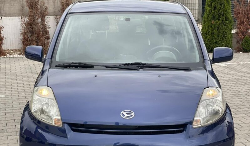 
								Daihatsu Sirion 2007 Хечбек Бензин целосно									