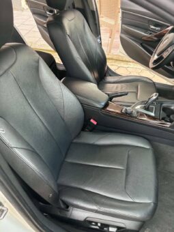 
										BMW 328 2014 Лимузина Дизел целосно									