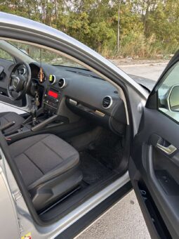 
										Audi A3 2009 Хечбек Бензин целосно									