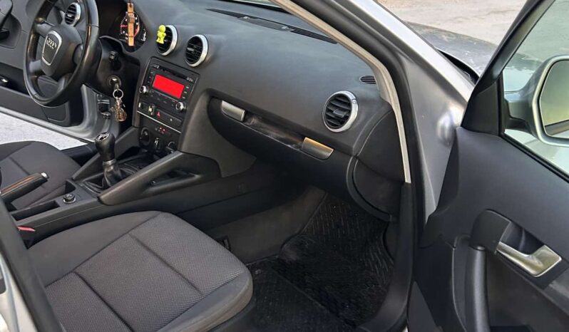 
								Audi A3 2009 Хечбек Бензин целосно									