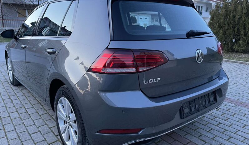 
								Wolkswagen Golf 7 2018 Хечбек Дизел целосно									