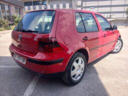 
										Volkswagen Golf 4 2000 Хечбек Дизел целосно									