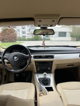
										BMW 316 2011 Лимузина Дизел целосно									