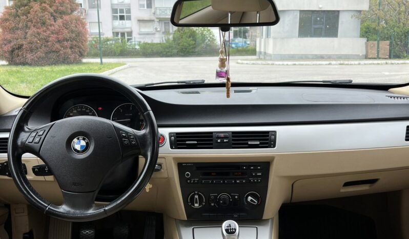 
								BMW 316 2011 Лимузина Дизел целосно									