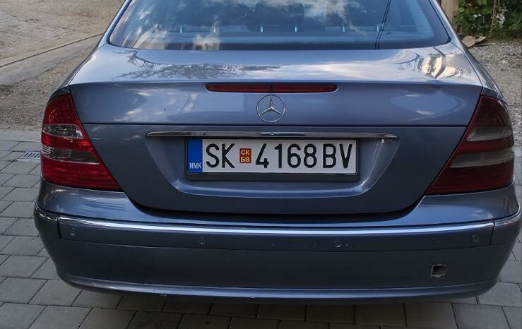 
								MercedesBenz E_270 2003 Лимузина Дизел целосно									