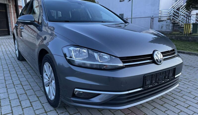
								Wolkswagen Golf 7 2018 Хечбек Дизел целосно									