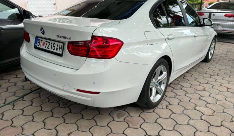 
								BMW 328 2014 Лимузина Дизел целосно									