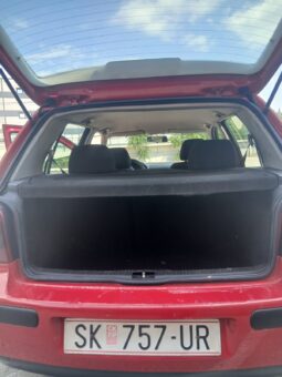 
										Volkswagen Golf 4 2000 Хечбек Дизел целосно									
