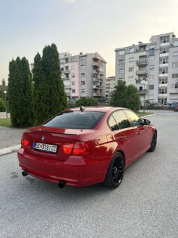 
										BMW 316 2011 Лимузина Дизел целосно									