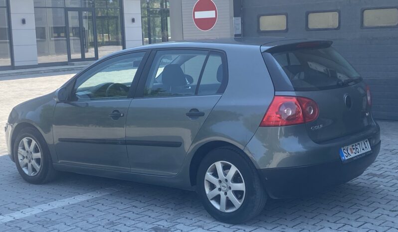 
								Wolkswagen Golf 5 2004 Хечбек Дизел целосно									