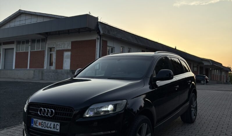 
								Audi Q7 2007 Џип / SUV Дизел целосно									