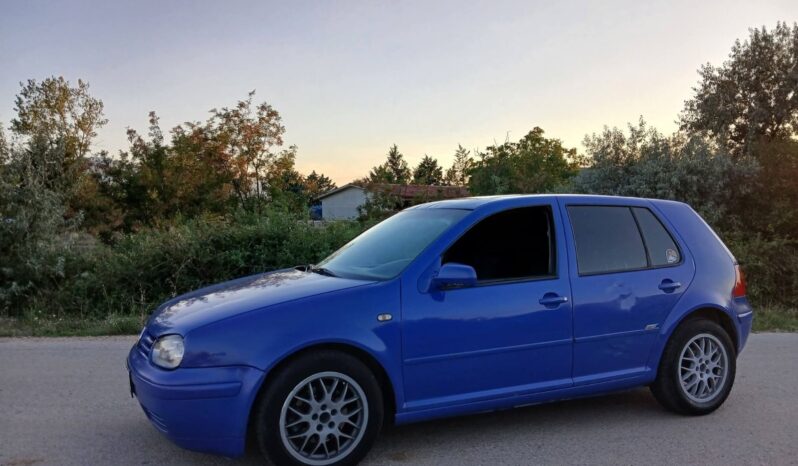 
								Wolkswagen Golf 4 2000 Хечбек Дизел целосно									