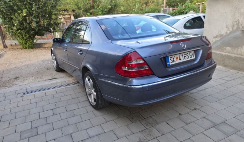 
								MercedesBenz E_270 2003 Лимузина Дизел целосно									