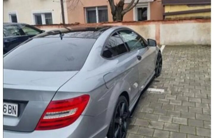 
								MercedesBenz C_250 2012 Лимузина Дизел целосно									