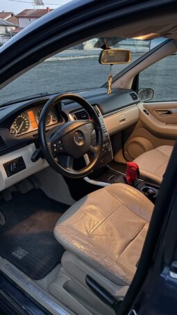 
										MercedesBenz B_180 2006 Хечбек Дизел целосно									