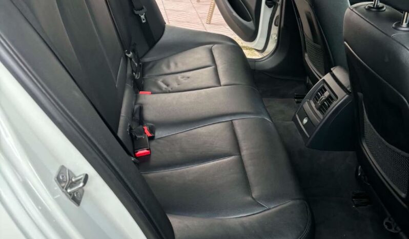 
								BMW 328 2014 Лимузина Дизел целосно									