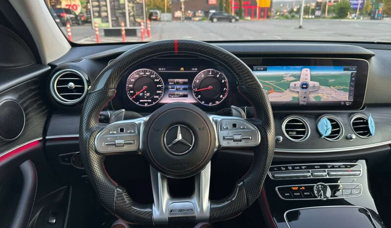 
								MercedesBenz E_220 2020 Лимузина Дизел целосно									