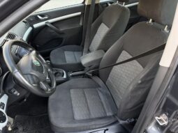 
										Skoda Octavia 2010 Лимузина Дизел целосно									