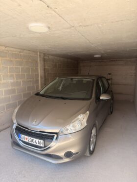 Peugeot 208 2012 Хечбек Дизел